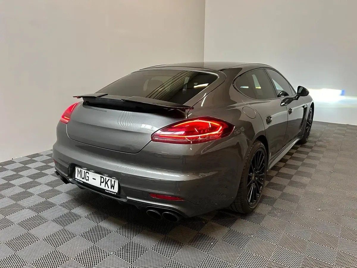 Gebraucht Porsche Panamera GTS Chrono 441 PS (324 kW) 2015 Grau Kleinwagen