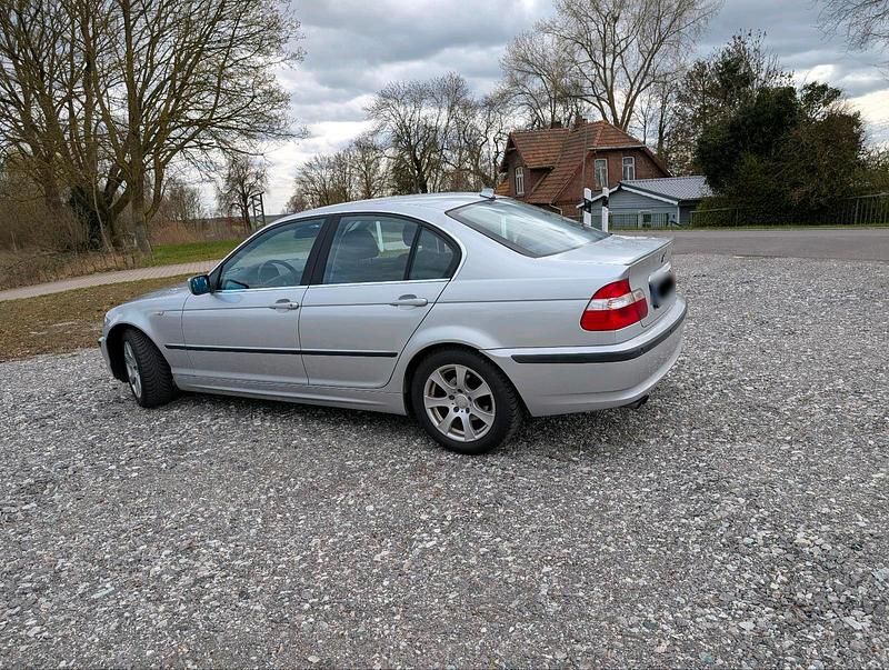 Gebraucht BMW 320 170 PS (125 kW) 2002 Silber Limousine