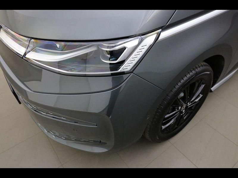 Neu VW Multivan Style 150 PS (110 kW) 2026 Indiumgrau (grey), metallic Van