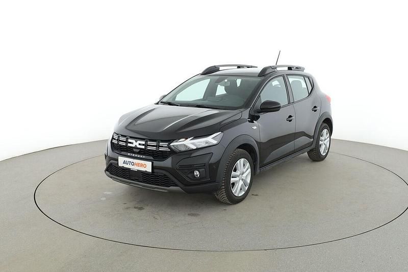 Gebraucht Dacia Sandero Expression 91 PS (66 kW) 2024 Schwarz Limousine