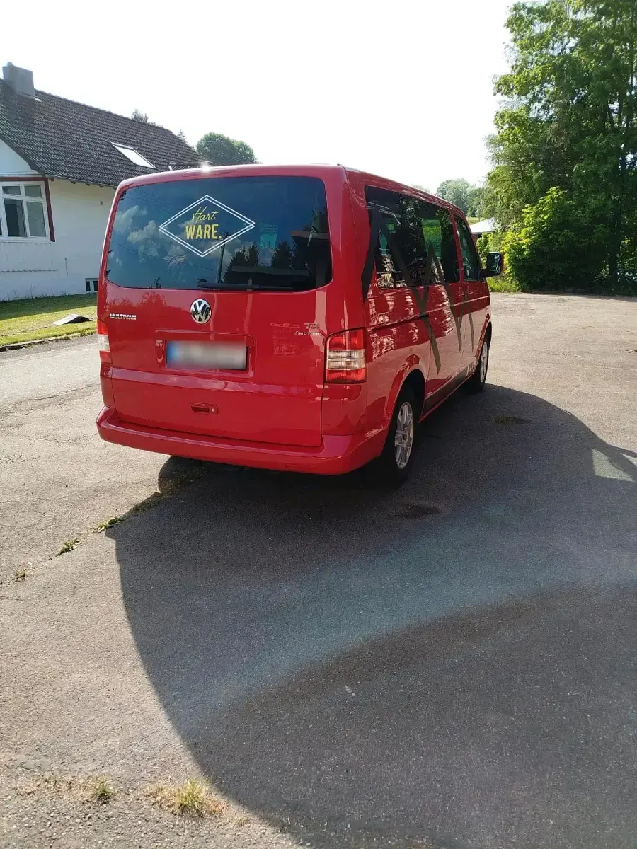 Gebraucht VW Multivan Startline 131 PS (96 kW) 2008 Rot Van / Kleinbus