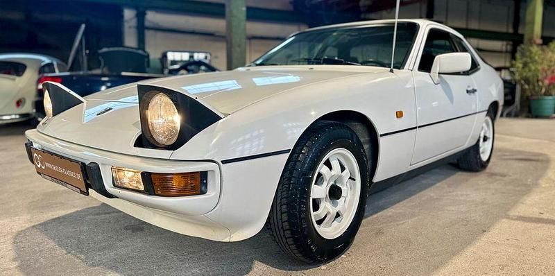 Weiß Gebraucht 1985 Porsche 924 Coupé | 13.888 € - Bild 1/4