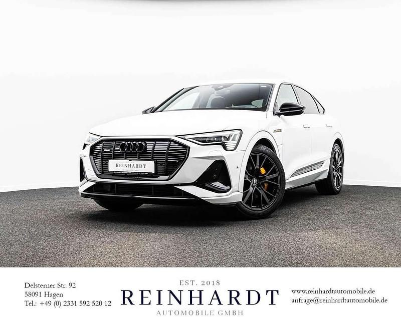 Gebraucht Audi e-tron Sportback Black Edition 230 kW (313 PS) 2022 Gletscherweiß metallic SUV