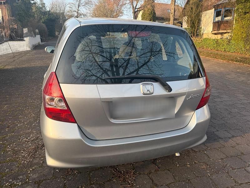 Gebraucht Honda Jazz 83 PS (61 kW) 2006 Silber Kleinwagen