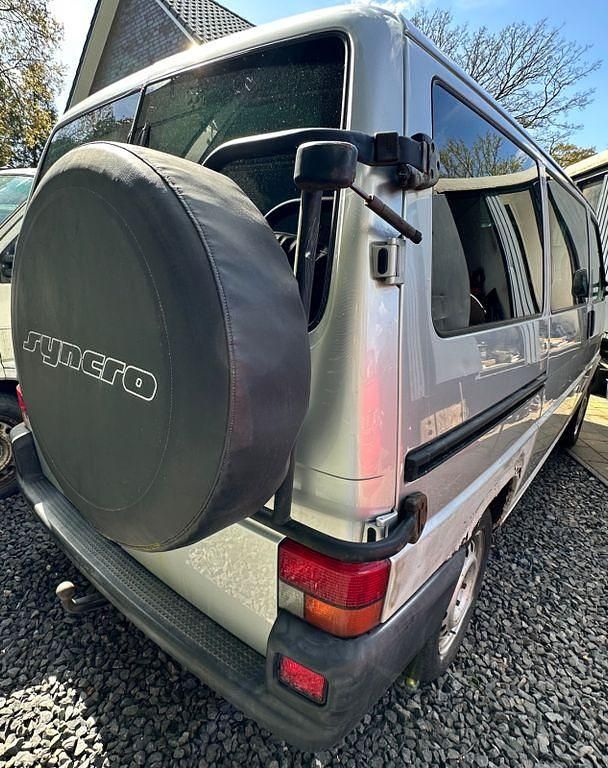 Gebraucht VW T4 102 PS (75 kW) 2001 Silber Van
