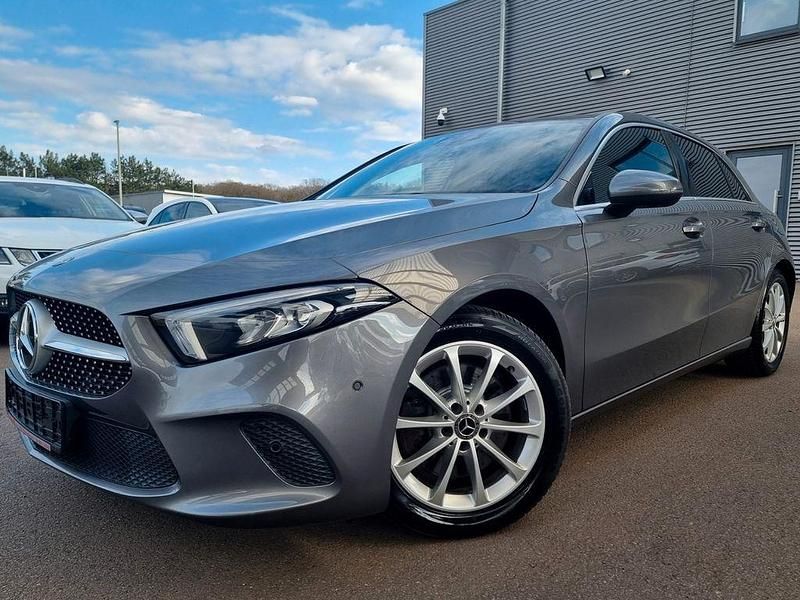 Gebraucht Mercedes A250 224 PS (164 kW) 2019 Grau Limousine