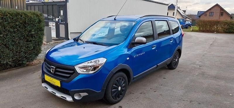 Gebraucht Dacia Lodgy Stepway 109 PS (80 kW) 2017 Blau Van / Kleinbus
