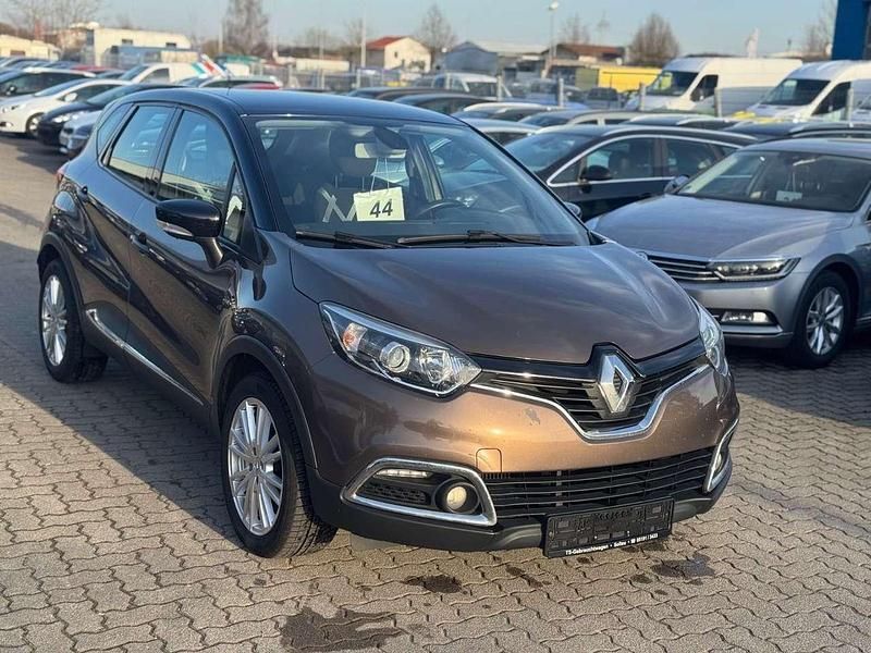 Gebraucht Renault Captur Luxe 90 PS (66 kW) 2014 Braun cnb+ schwarz gne SUV