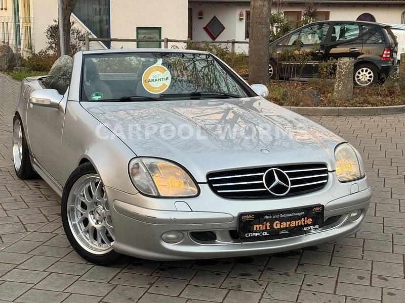 Grau Gebraucht 2000 Mercedes SLK320 AMG Cabrio | 7.990 € (Guter Preis) - Bild 1/4