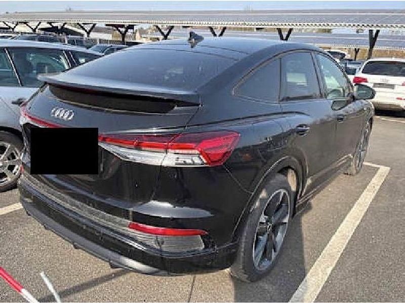 Gebraucht Audi e-tron 150 kW (204 PS) 2022 Mythosschwarz (metallic) SUV