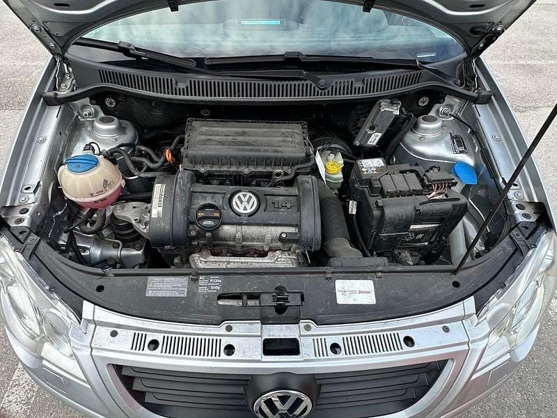 Gebraucht VW Polo 80 PS (58 kW) 2006 Grau Kleinwagen