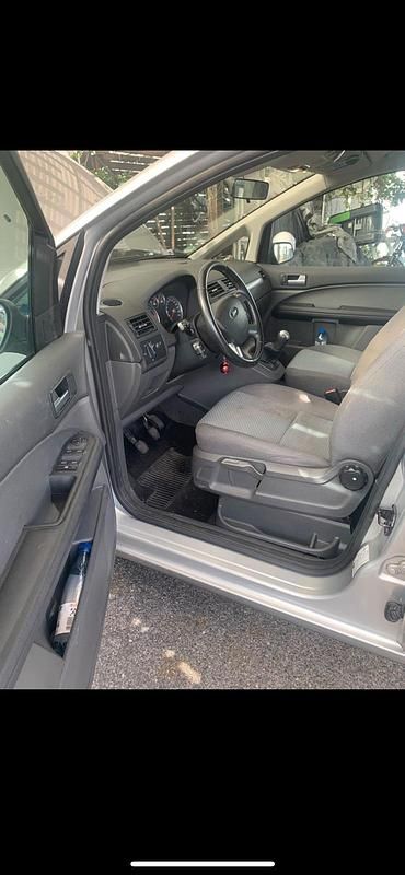 Gebraucht Ford C-MAX 115 PS (84 kW) 2006 Silber Van / Kleinbus