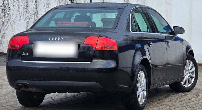Gebraucht Audi A4 116 PS (85 kW) 2007 Schwarz Limousine