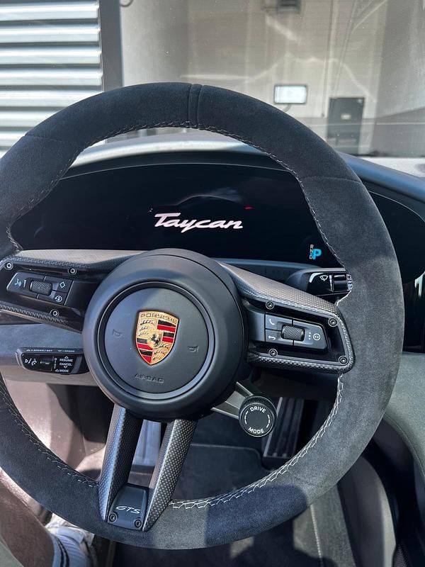 Gebraucht Porsche Taycan GTS 439 kW (598 PS) 2023 Silber Limousine