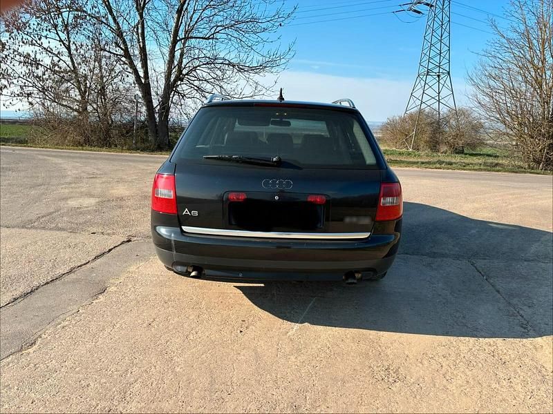Gebraucht Audi A6 180 PS (132 kW) 2002 Schwarz Kombi
