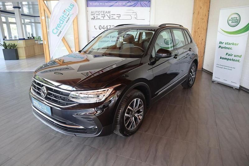 Schwarz Gebraucht 2022 VW Tiguan Life SUV | 26.590 € (Fairer Preis) - Bild 1/2