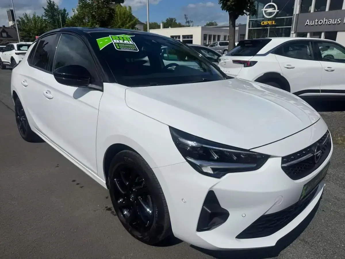 Gebraucht Opel Corsa GS Line 101 PS (74 kW) 2023 Jade weiss/arktis weiss Kleinwagen