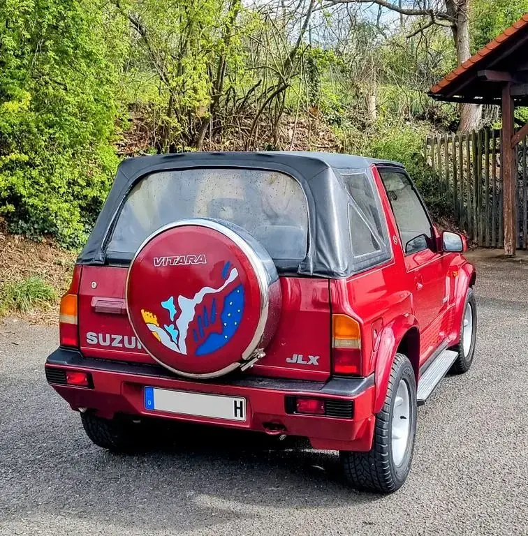 Używany Suzuki Vitara 80 KM (58 kW) 1993 Czerwony Kabriolet