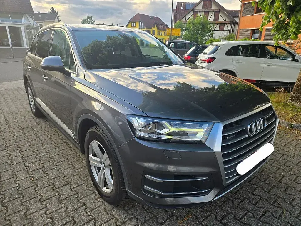 Usado Audi Q7 231 HP (169 kW) 2019 Cinzento SUV