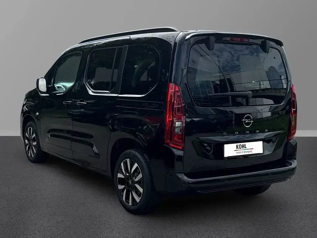 Neu Opel Combo Life 131 PS (96 kW) 2026 Schwarz Van / Kleinbus
