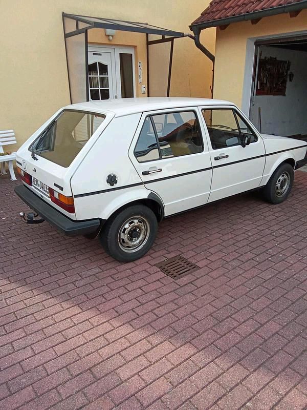 Weiß Gebraucht 1983 VW Golf I Limousine | 7.000 € - Bild 1/4