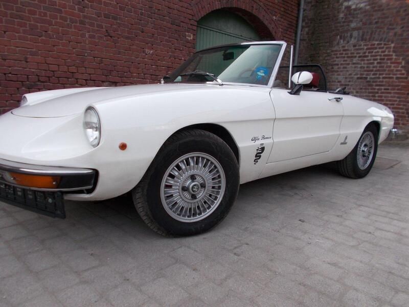 Gebraucht 1974 Alfa Romeo GT Junior Cabrio | 24.000 € - Bild 1/4