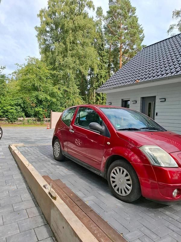 Rot Gebraucht 2006 Citroën C2 Kleinwagen | 1.100 € (Guter Preis) - Bild 1/4