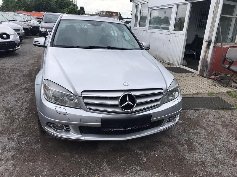 Silber Gebraucht 2008 Mercedes 180 Limousine | 4.000 € - Bild 1/4