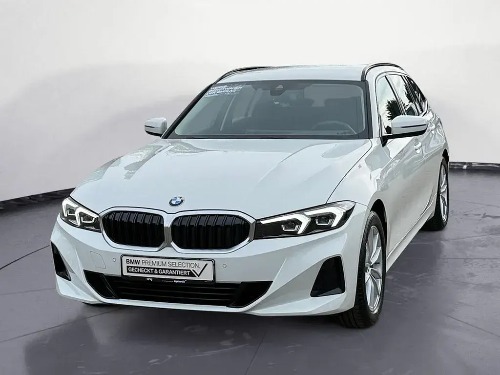 Gebraucht BMW 318 Shadowline 156 PS (114 kW) 2025 Weiß Kombi