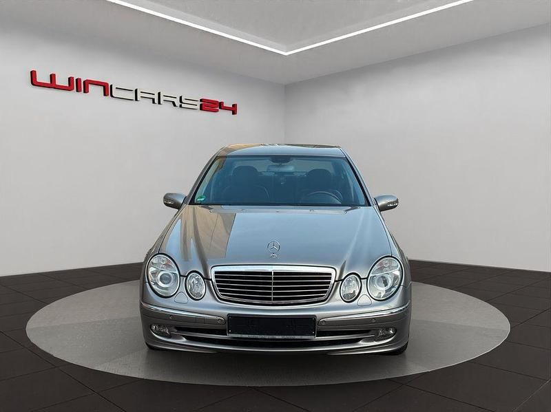 Gebraucht Mercedes E280 Avantgarde 190 PS (139 kW) 2005 Silber Limousine
