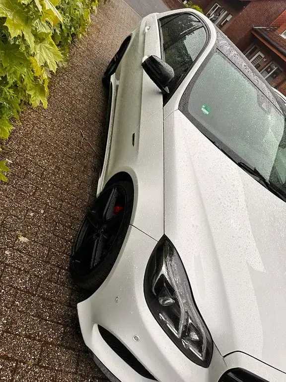 Second-hand Mercedes E250 AMG 204 CP (150 kW) 2014 Alb Berlinǎ