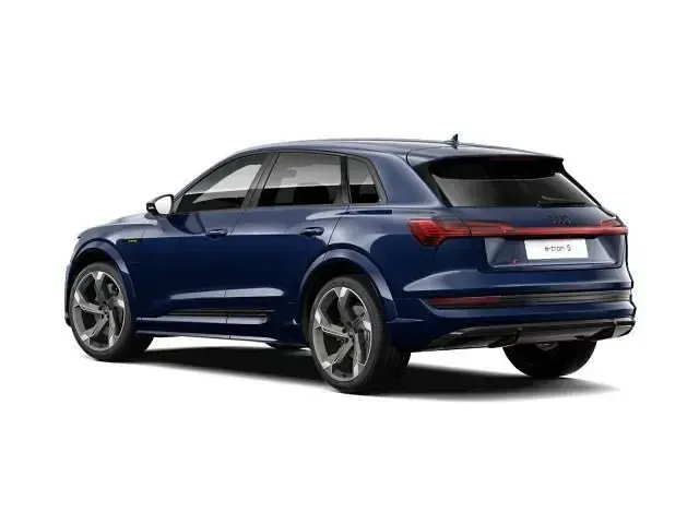 Gebraucht Audi e-tron Ambiente 369 kW (503 PS) 2022 Navarrablau metallic SUV