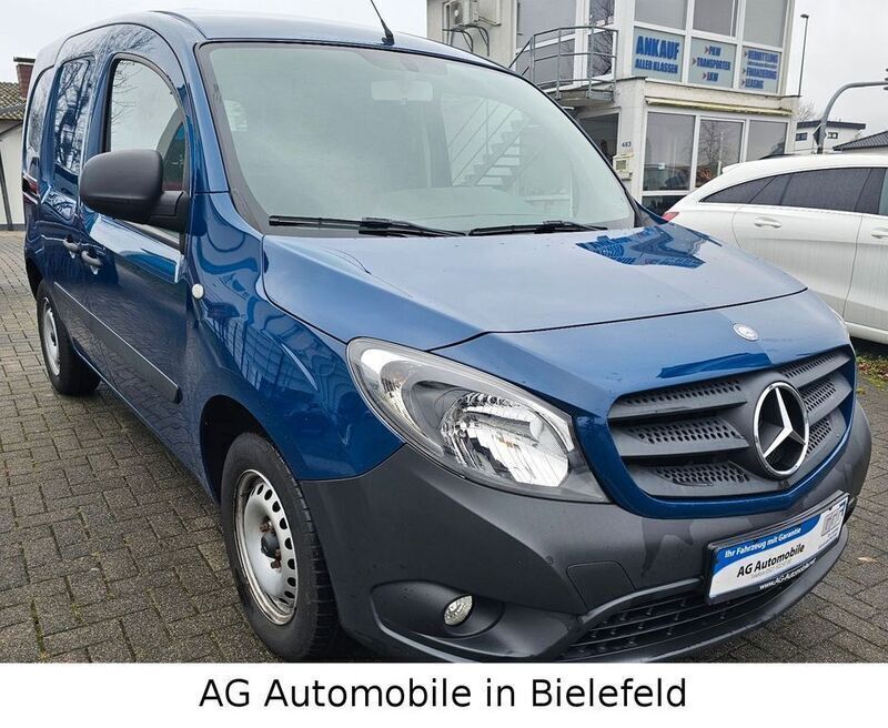 Gebraucht Mercedes Citan 108 75 PS (55 kW) 2019 Blau Van / Kleinbus