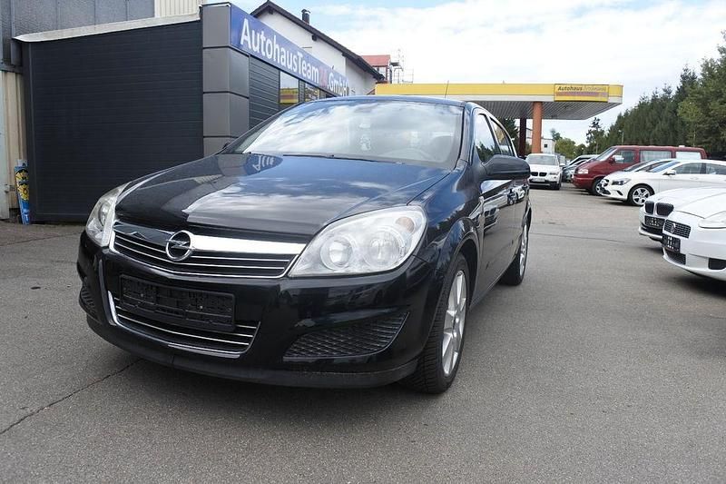 Schwarz Gebraucht 2008 Opel Astra Edition Limousine | 1.999 € (Superpreis) - Bild 1/4
