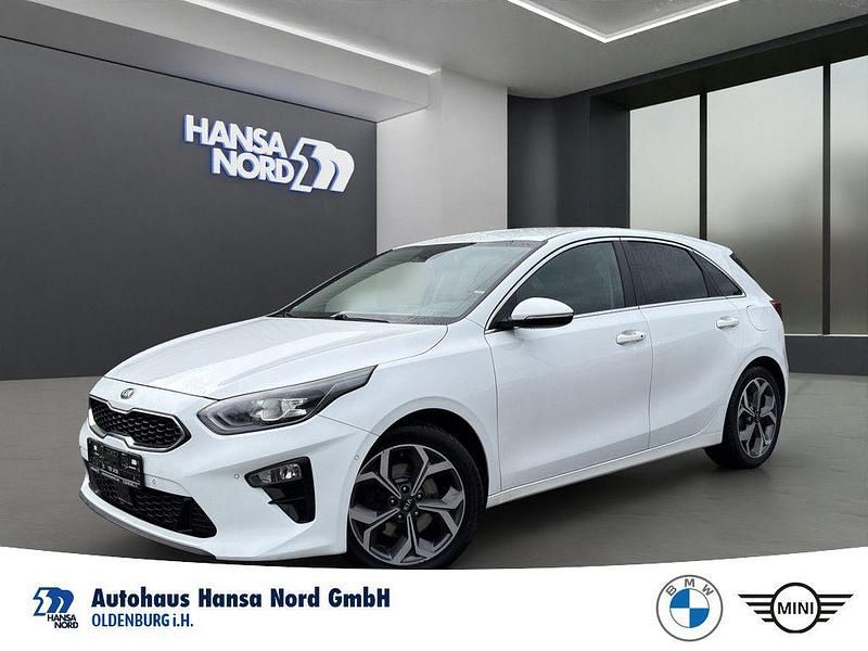 Gebraucht Kia Ceed Spirit 140 PS (102 kW) 2018 Weiss / deluxe white (metallic) Kleinwagen