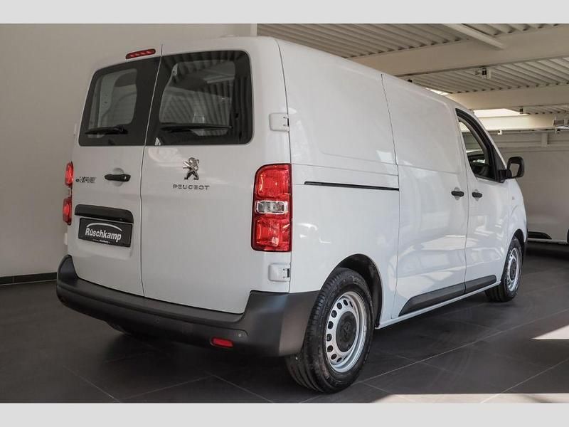 Neu Peugeot e-Expert 100 kW (136 PS) 2025 Weiss Van