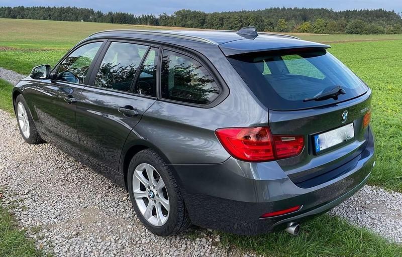 Usata BMW 320 184 CV (135 kW) 2012 Grigio Station wagon