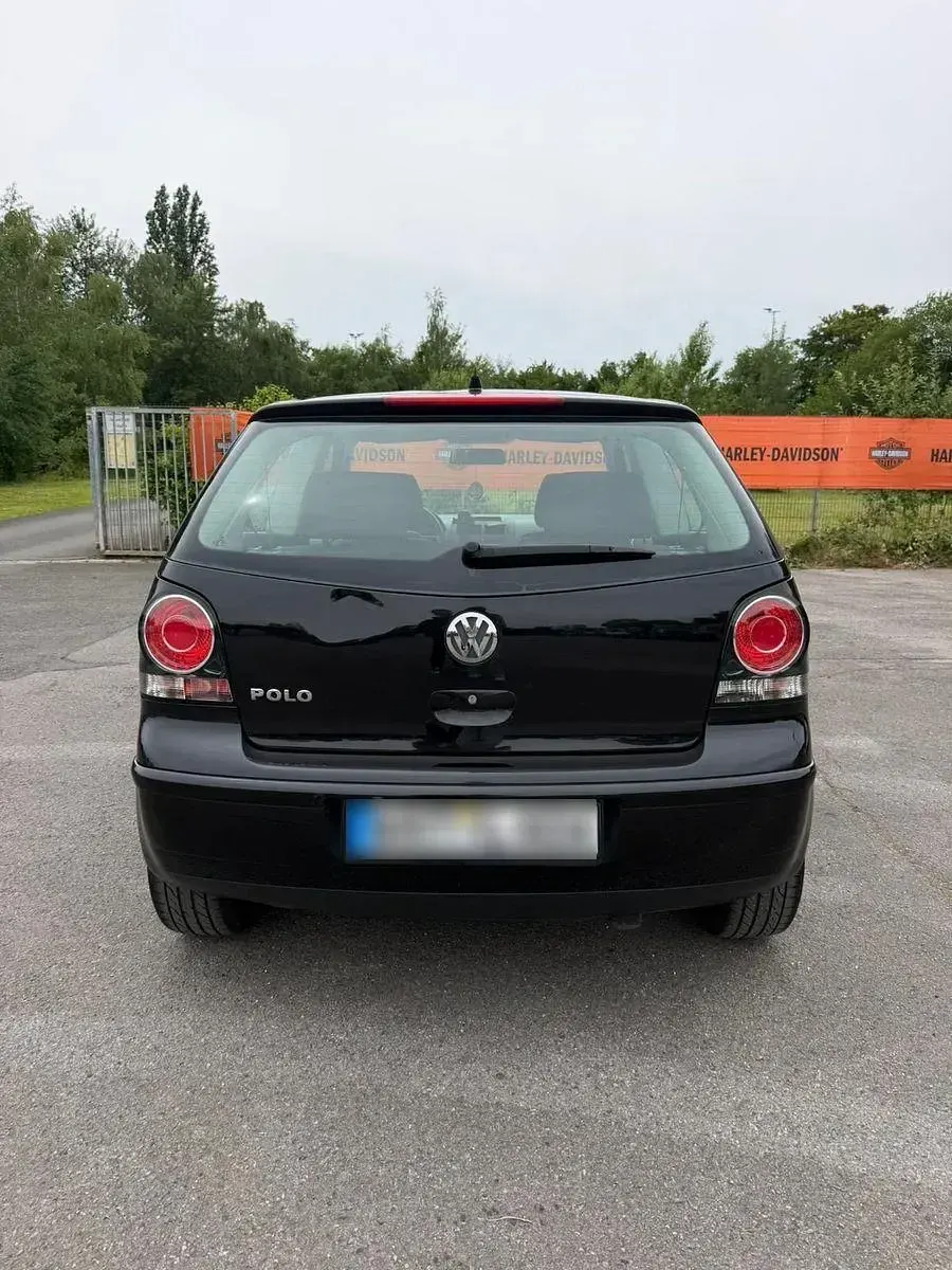 Gebraucht VW Polo Basis 64 PS (47 kW) 2005 Schwarz Kleinwagen