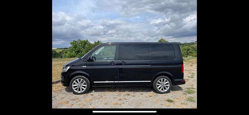 Gebraucht VW Multivan Highline 204 PS (150 kW) 2016 Schwarz Van