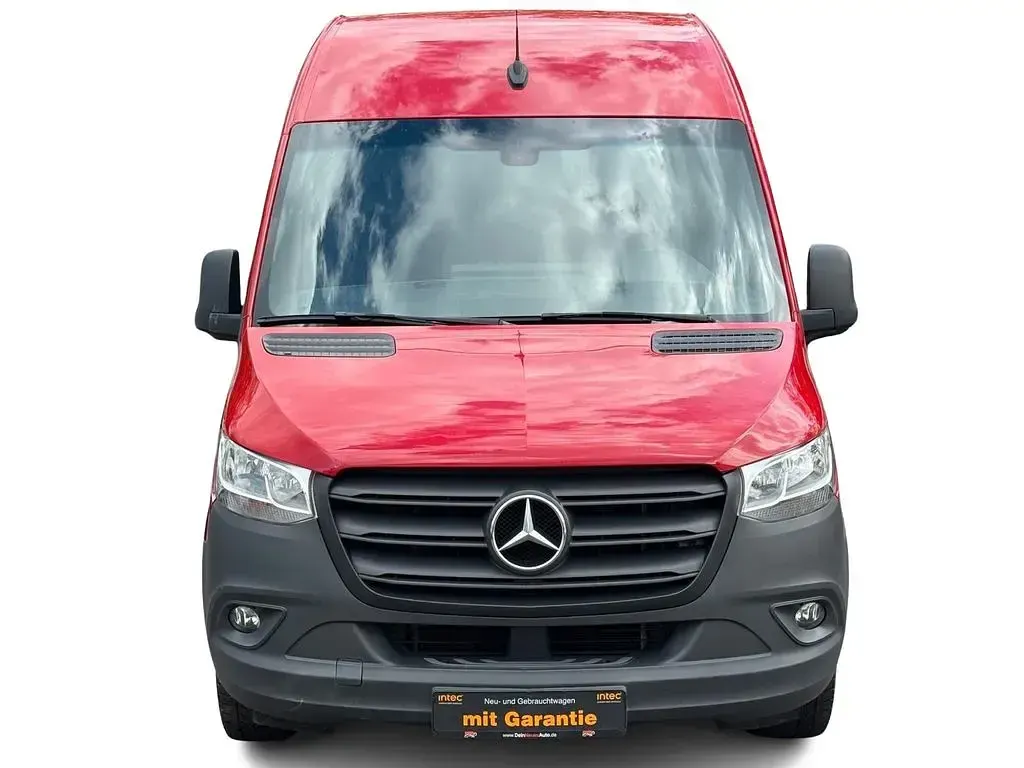 Gebraucht Mercedes Sprinter 170 PS (125 kW) 2021 Rot Van