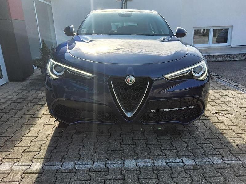 Gebraucht Alfa Romeo Stelvio Super 200 PS (147 kW) 2018 Blu montecarlo SUV