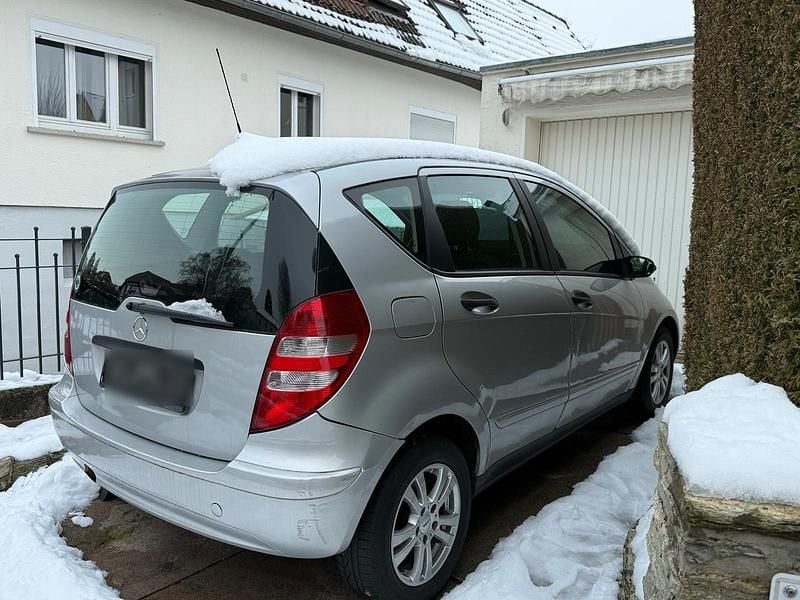 Gebraucht Mercedes A150 90 PS (66 kW) 2005 Silber Kleinwagen