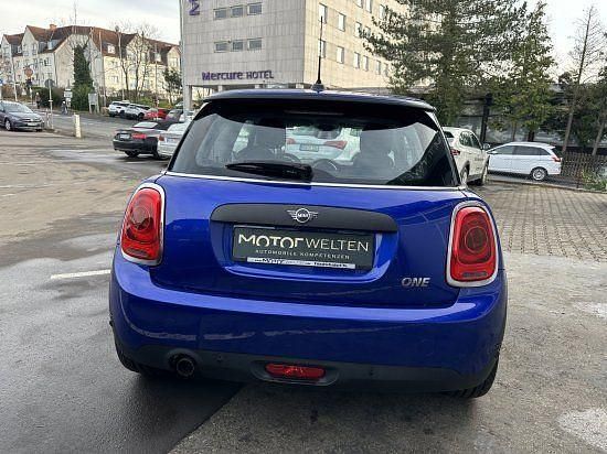 Gebraucht Mini ONE 102 PS (75 kW) 2020 Starlight blue metallic Kleinwagen