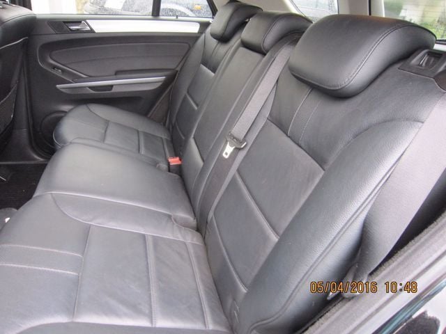 Gebraucht Mercedes ML350 305 PS (224 kW) 2009 Schwarz metallic SUV