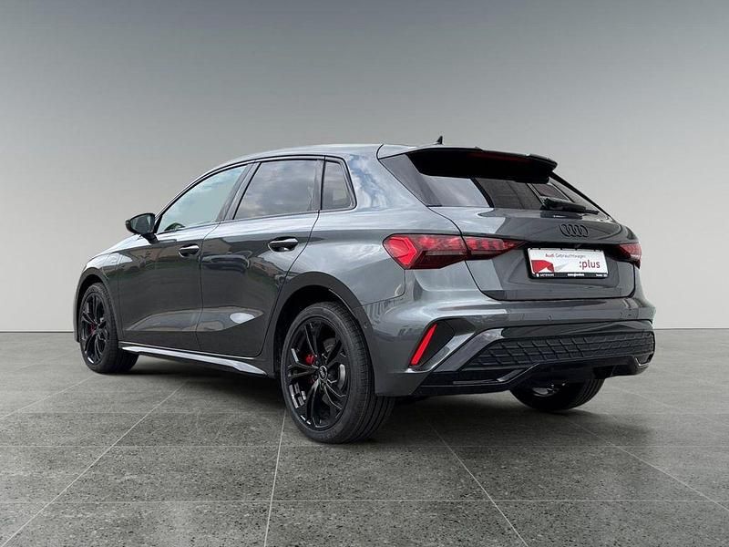 Gebraucht Audi A3 S-Line 272 PS (200 kW) 2025 Grau Limousine