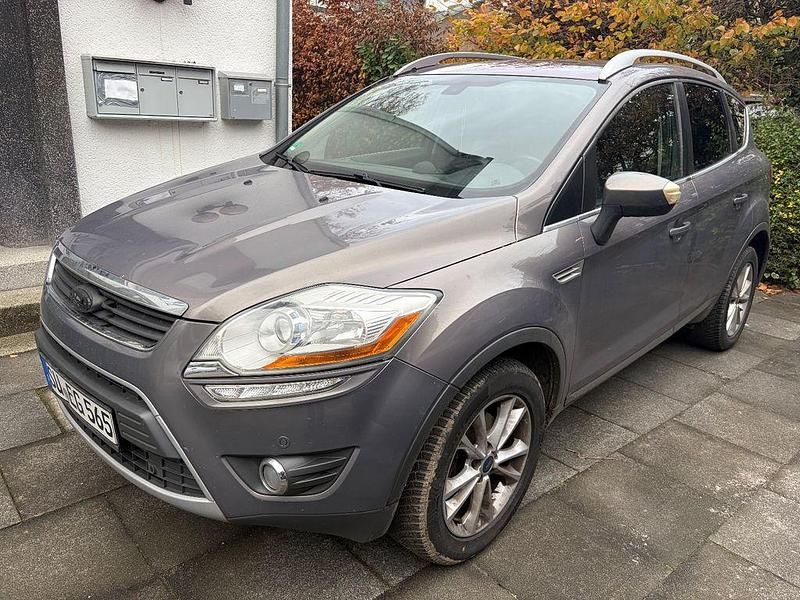 Braun Gebraucht 2012 Ford Kuga Trend SUV | 5.500 € (Guter Preis) - Bild 1/4