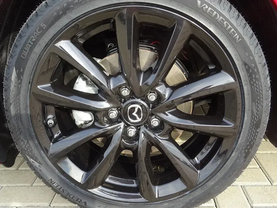 Neu Mazda 3 Homura-Line 140 PS (102 kW) 2026 Schwarz Limousine