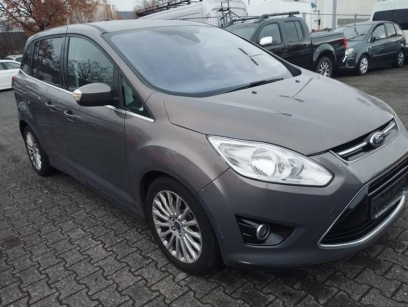 Gebraucht Ford Grand C-Max Titanium 125 PS (91 kW) 2014 Braun Van / Kleinbus