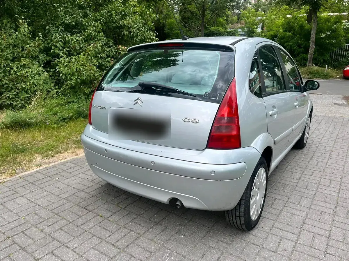 Gebraucht Citroën C3 75 PS (55 kW) 2003 Silber Limousine
