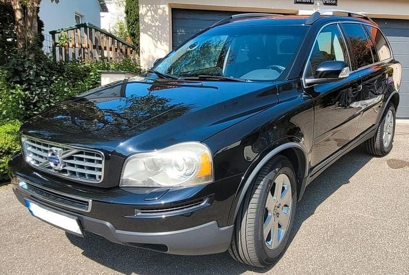 Second-hand Volvo XC90 Summum 200 CP (147 kW) 2011 Negru SUV